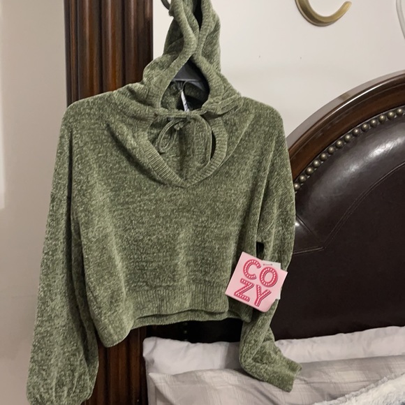 New never 👎🏼 worn, Must have Cozy..🙏🏾🙏🏾😘 - Picture 6 of 6